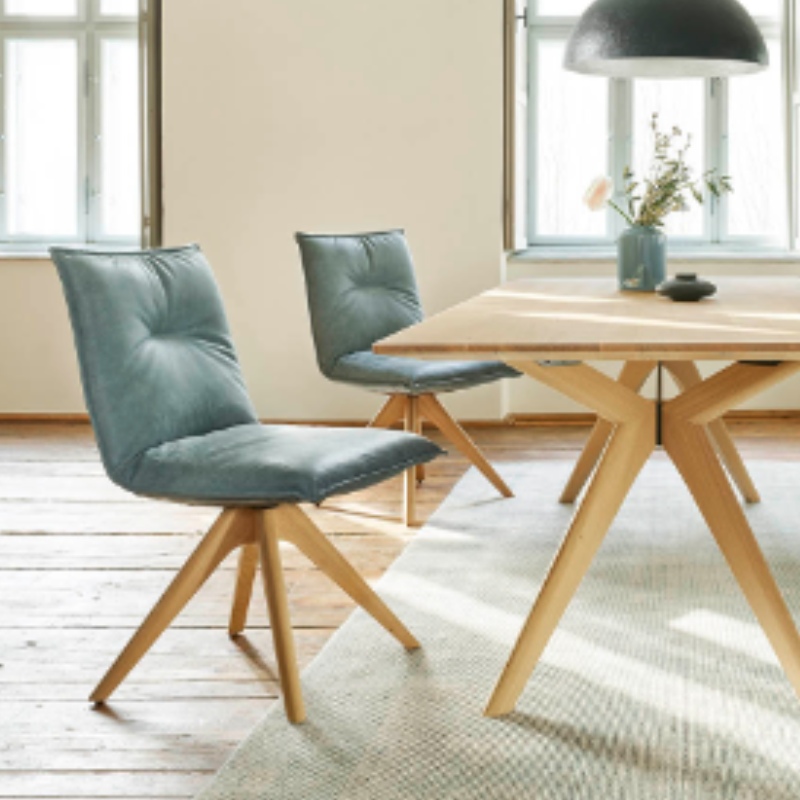 Essgruppe, Stuhl der Firma Haas